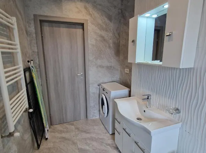 Apartman Sisi